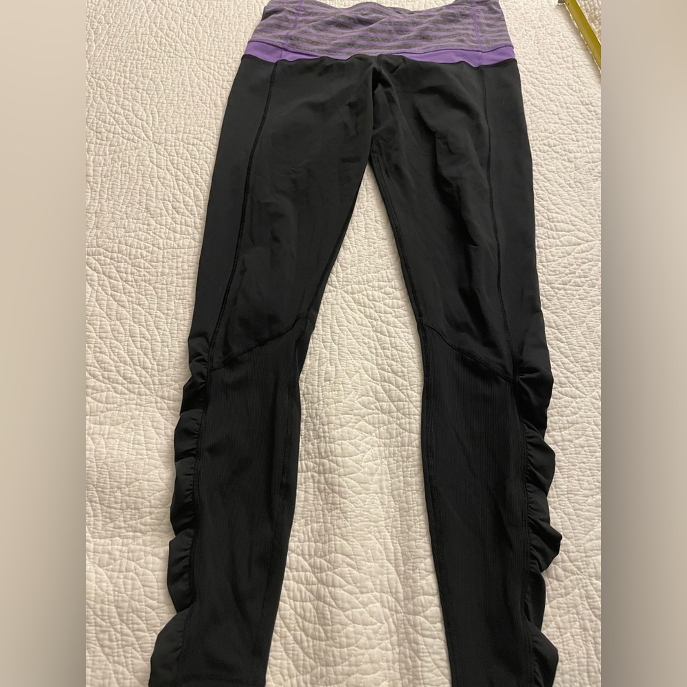 Womens Lululemon Tights Ruched Stripe Gray and Purple Size 10